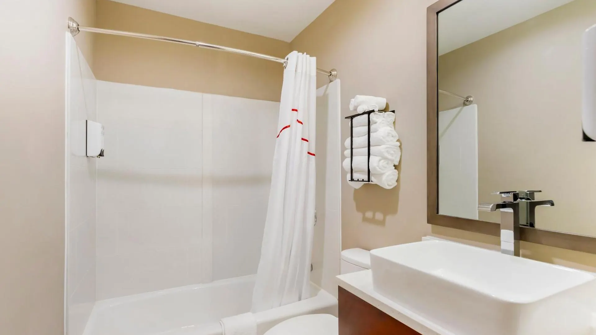 Hotel Red Roof Inn Plus Jamaica, Ny - Jfk Airport New York